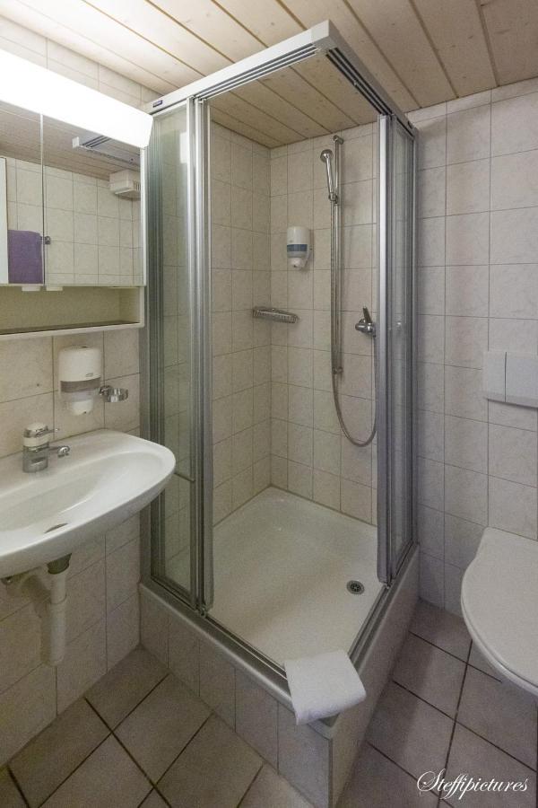 Hotel Krone Uetendorf Eksteriør bilde